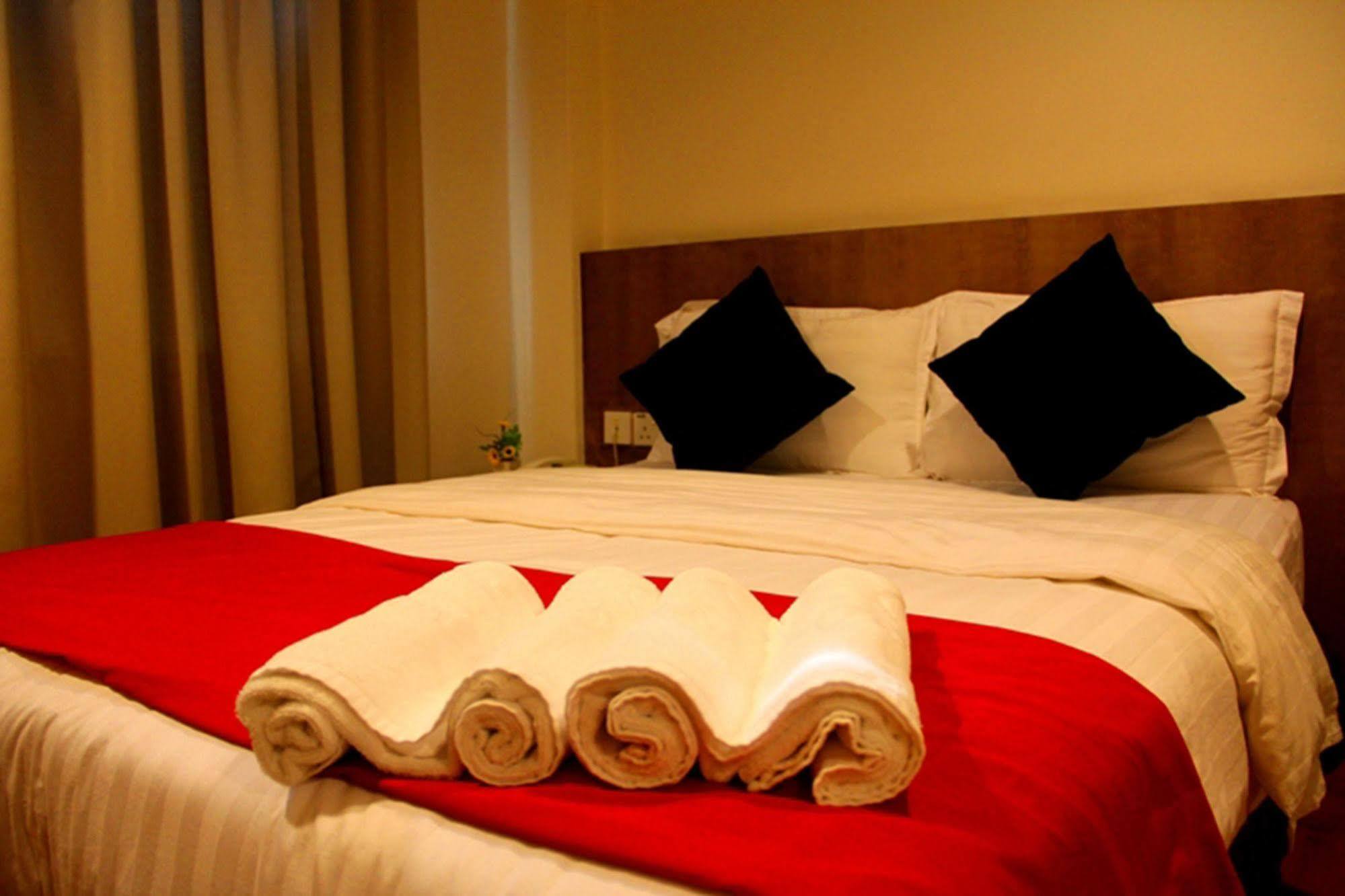 906 Hotel Melaka Raya Экстерьер фото